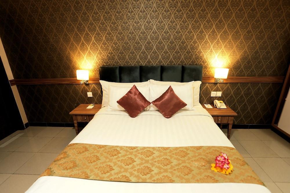 Amarelo Hotel Solo מראה חיצוני תמונה