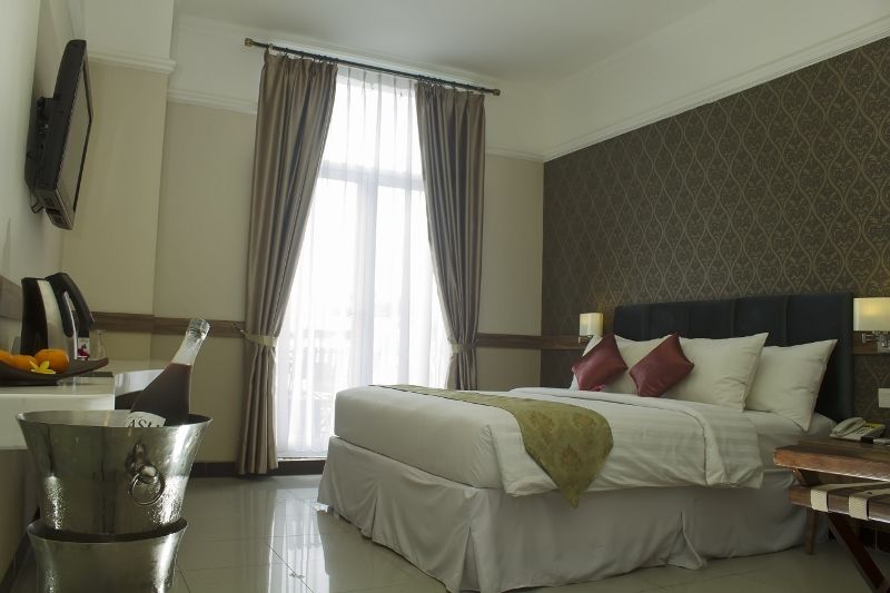 Amarelo Hotel Solo מראה חיצוני תמונה