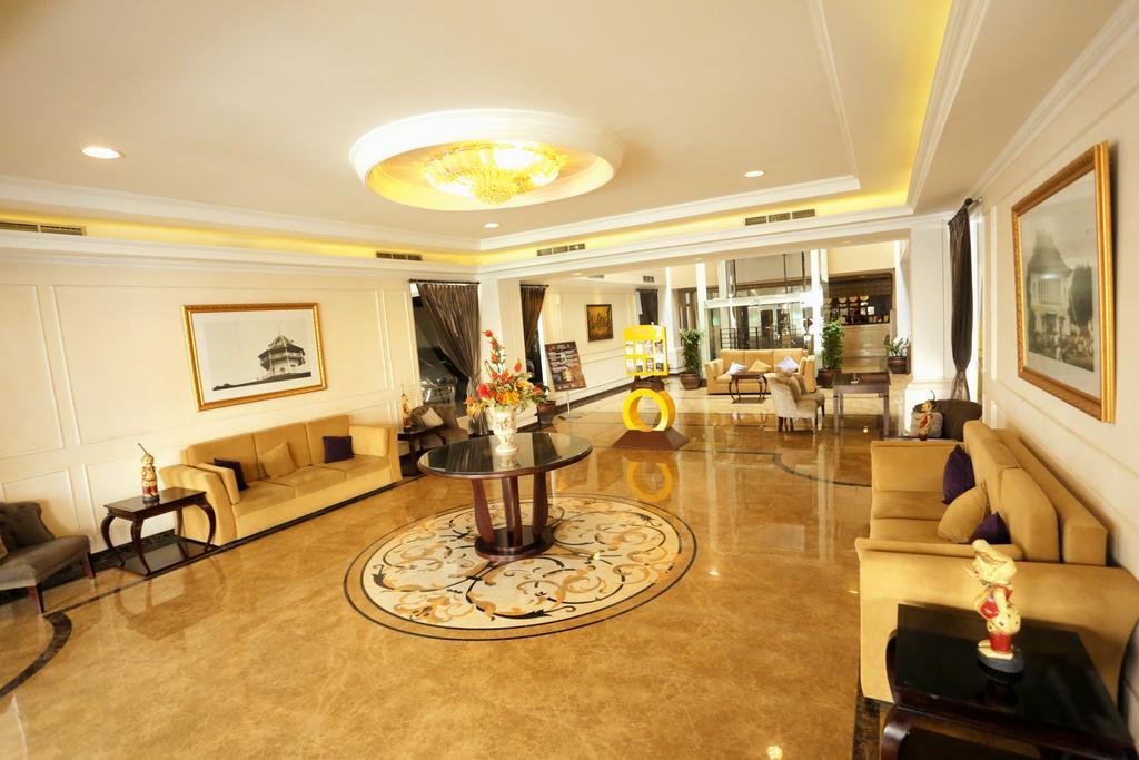 Amarelo Hotel Solo מראה חיצוני תמונה