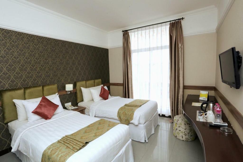 Amarelo Hotel Solo מראה חיצוני תמונה