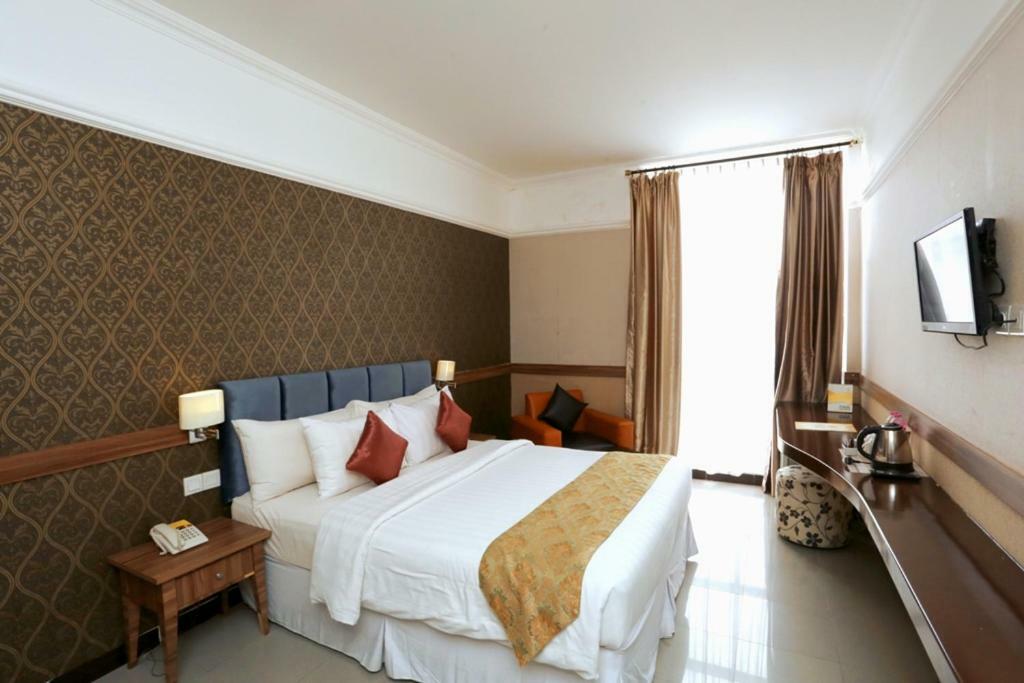 Amarelo Hotel Solo מראה חיצוני תמונה