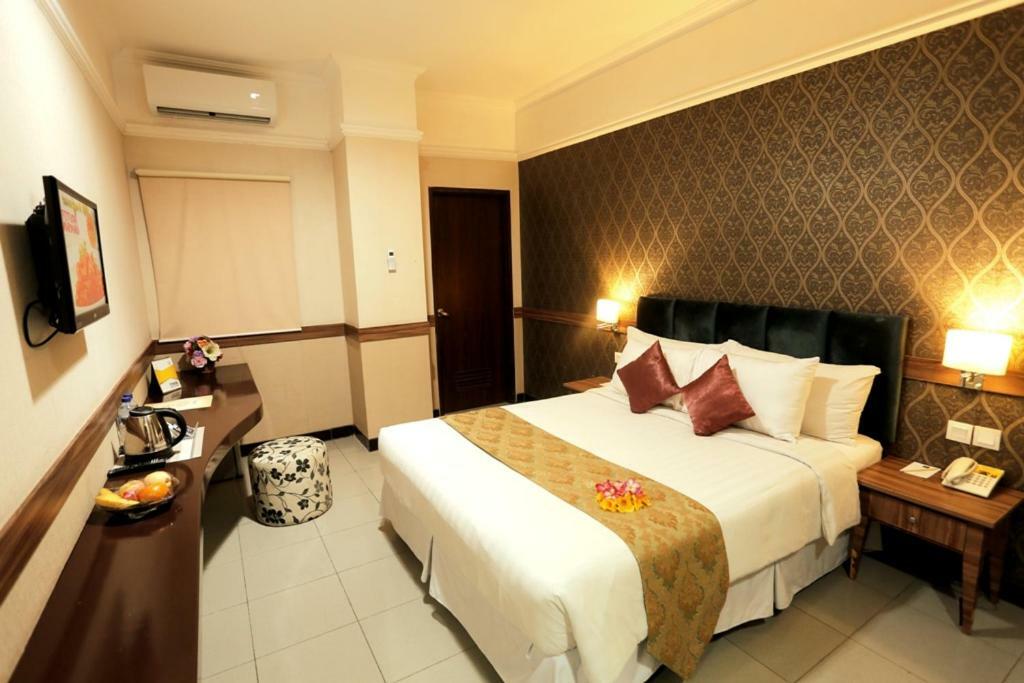 Amarelo Hotel Solo מראה חיצוני תמונה
